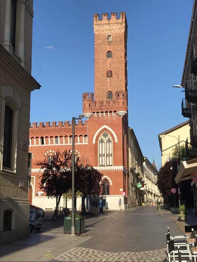 Apartamento Location Turistic Monolocale Nel Parco Del Santuario Asti Exterior foto