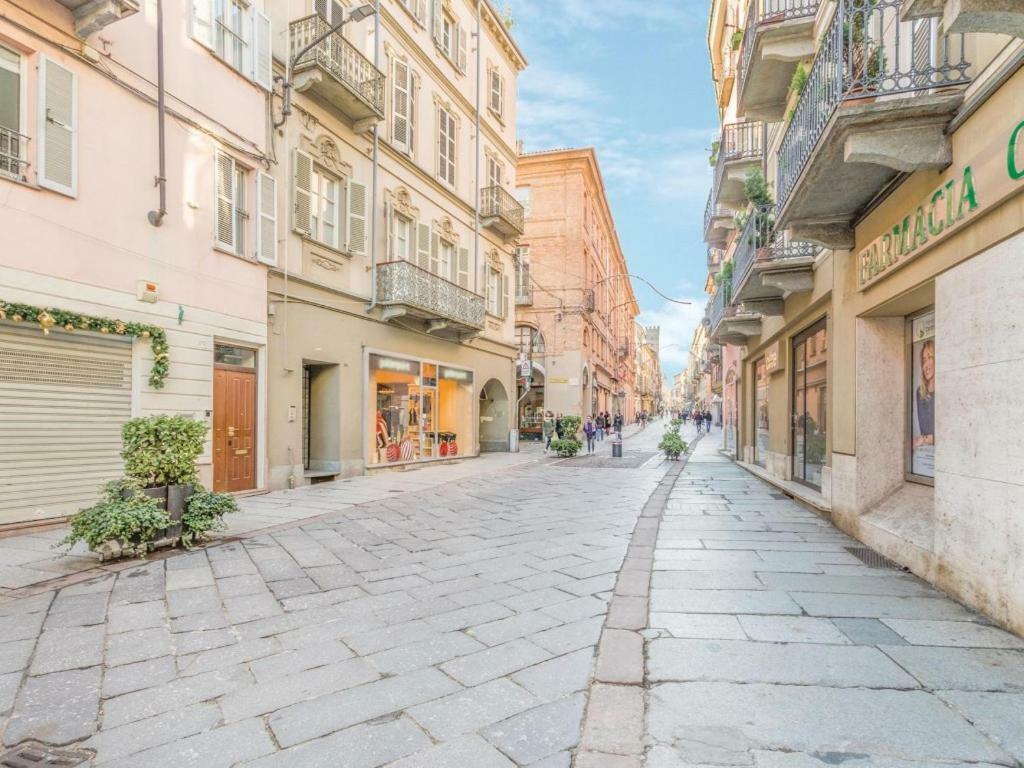 Apartamento Location Turistic Monolocale Nel Parco Del Santuario Asti Exterior foto